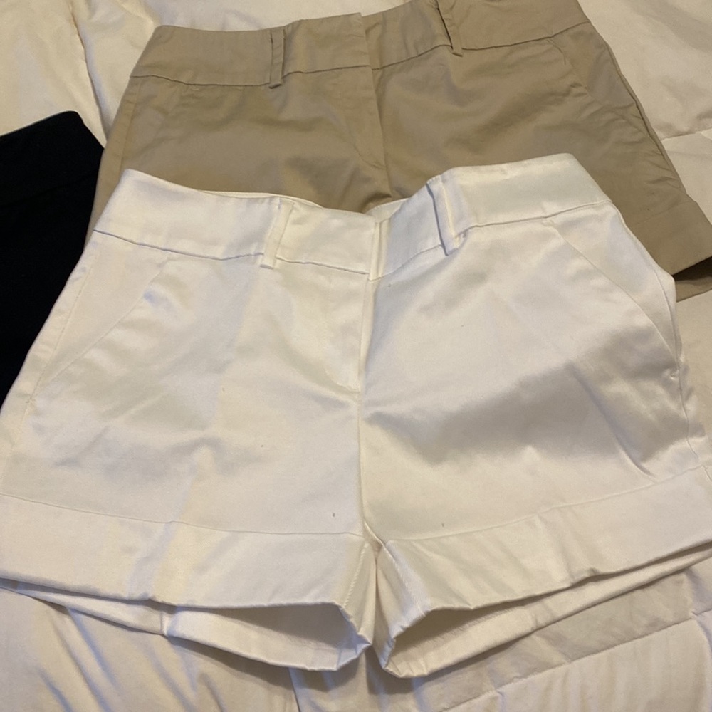 Shorts - Picture 2 of 4